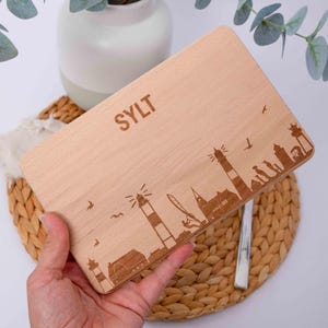 SYLT wooden board / island silhouette / gift idea northern lights / holiday feeling / snack board / breakfast board
