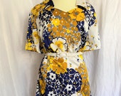 Vintage 80s Floral Pattern Plus Size Dress with Belt