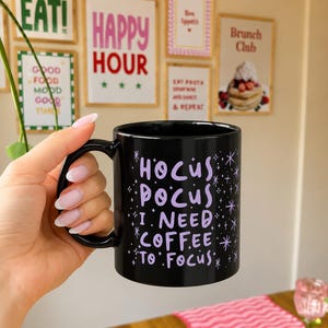Witchy Coffee Halloween Tasse, Hexen Kaffeetasse, Spooky Season Herbst Geschenk für Kaffeeliebhaber, Gothic Tasse, Halloween Deko