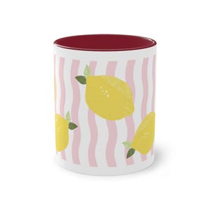 Zitronen Tasse | Sommer Keramiktasse mit Zitronen Print | Gestreifter Kaffeebecher | Lemon Mug | Geschenk für Dolce Vita Sommer Bild 2