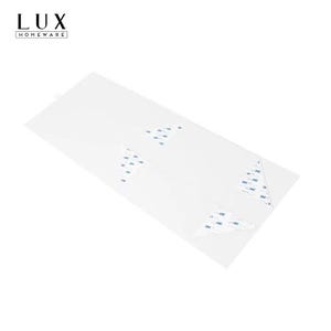 K&ouml;nnte beinhalten: Ein wei&szlig;es rechteckiges Produkt mit blauem Klebeband an den Ecken. Das Produkt tr&auml;gt den Text "LUX HOMEWARE" in der oberen linken Ecke.