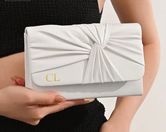 Personalised White Faux Leather Clutch Bag – Bridesmaid Wedding Gift, Luxury Evening Bag, Bridal Party Clutch, Bridesmaid Gift for Her