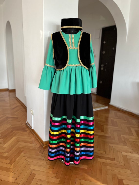 Persian Costume , Persian Traditional Clothes ,nowruz Costume
