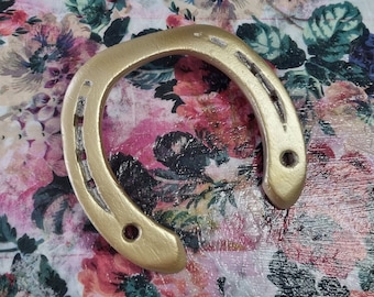 golden horseshoe original from the horse of luck