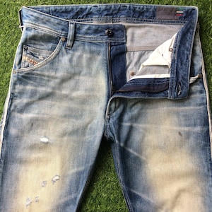 Size 30 Diesel Y2K Vintage Dirty Jeans Mid Rise Straight Jeans W31 L30 Men&#39;s Women’s Modern Street Style Jeans