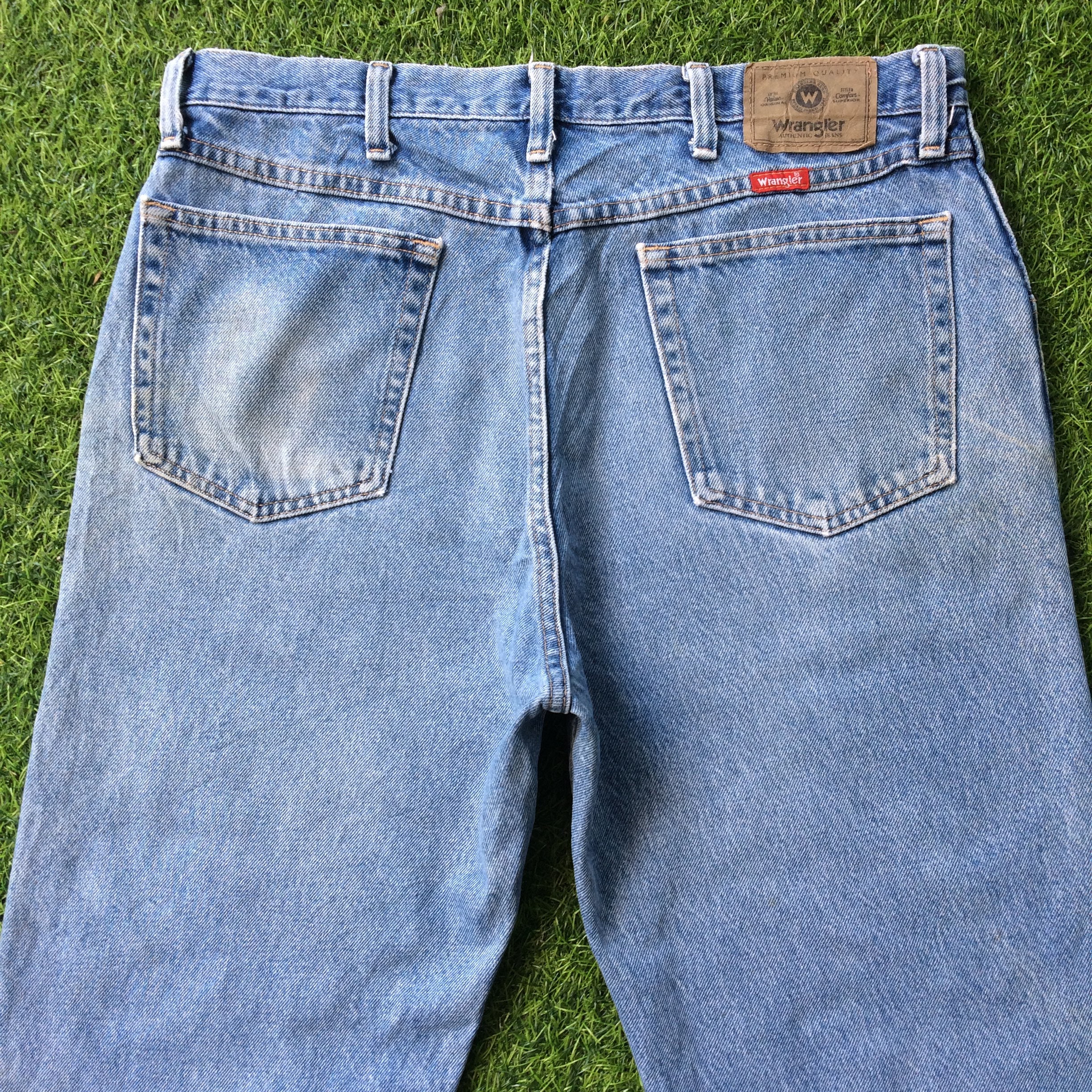 Wrangler comfort superior jeans sales