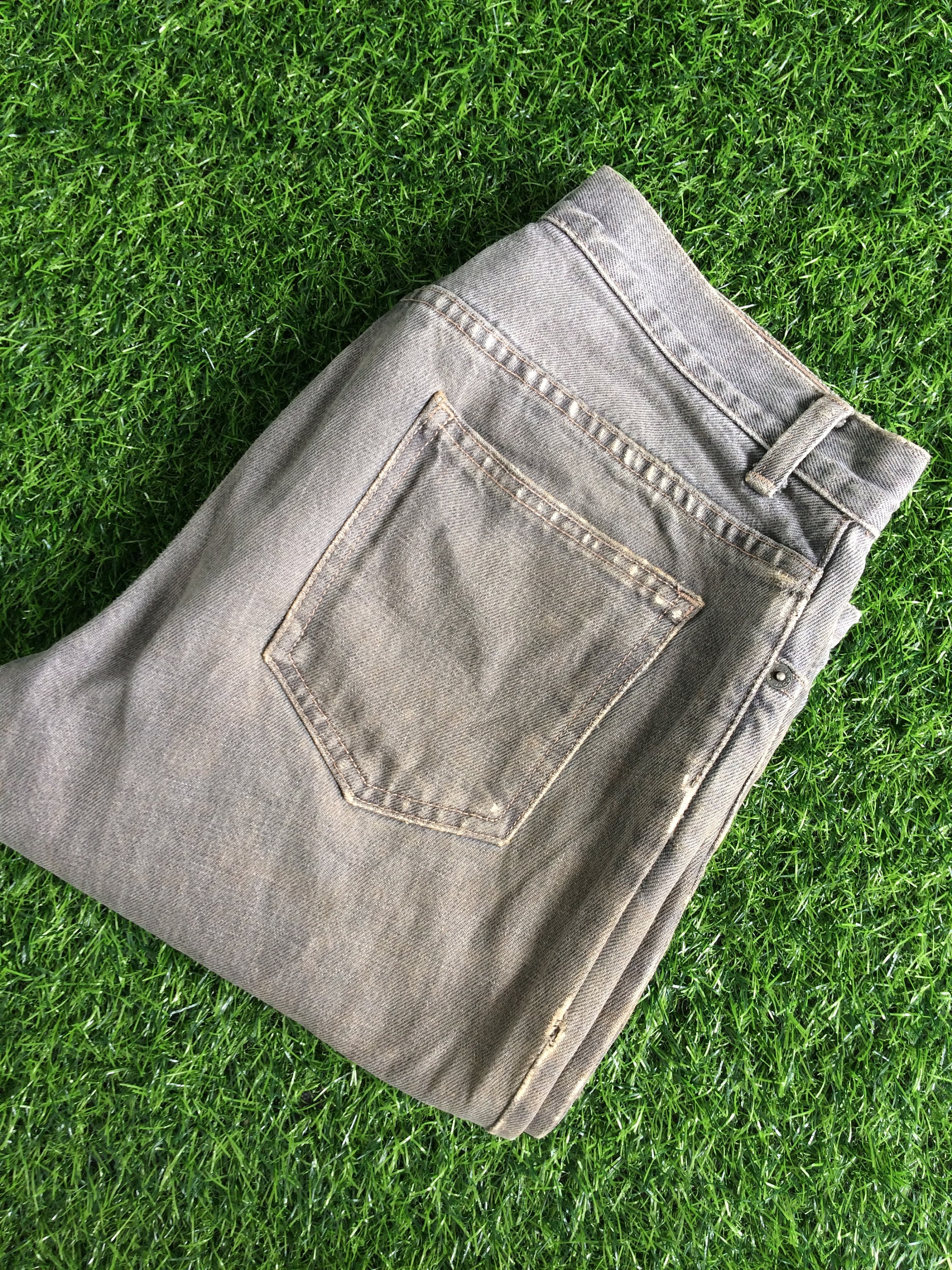 W31 L34 Vintage Distressed Marc Jacobs 