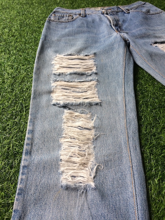 Size 28 Vintage Levis 550 Altered Reworked Light … - image 6