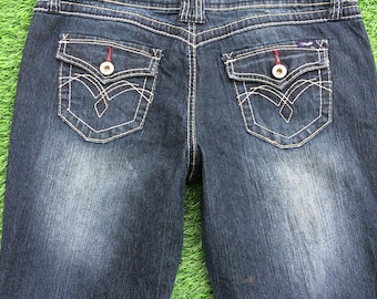 Angels vervaagde blauwe wassing jaren 2000 grunge-stijl lage taille klepzak met klepzak slim bootcut flare jeans