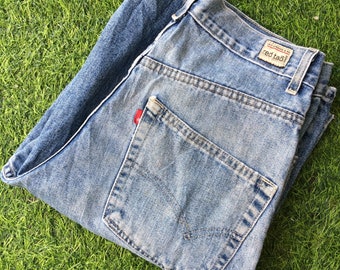 Size 31 Vintage Levis Red Tab Shorts Jeans High Waisted Distressed Light Wash Blue Denim Shorts Waist 31"