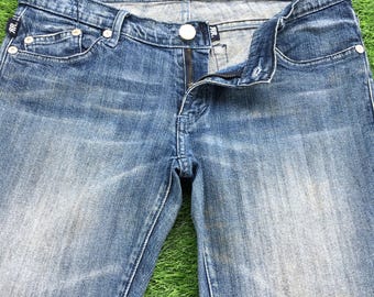 Größe 31 Low Rise Bootcut Jeans W32 L29 bestickt verschönert Faded Dark Wash Denim Flare Jeans mit weitem Bein, Taille 32 "