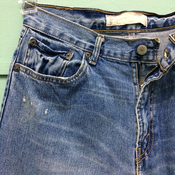Size 30 Vintage Distressed Levis 569 Jeans W30 L30 Medium Wash