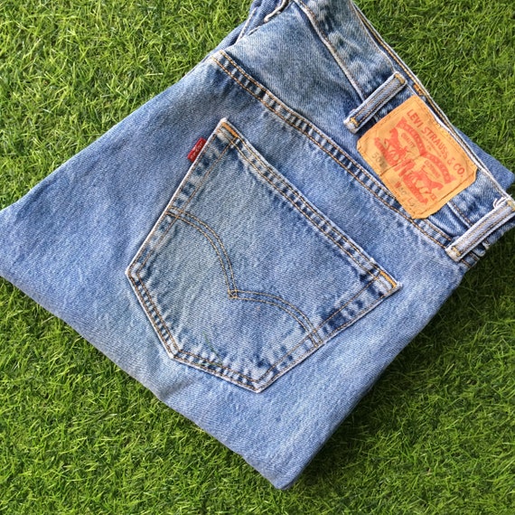 Taille 40 vintage LEVI S 501 Straight Leg Button Fly Jeans Light