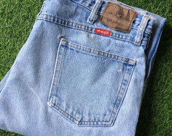 Vintage Wrangler Jeans W37 L30, Distressed Light Wash Denim