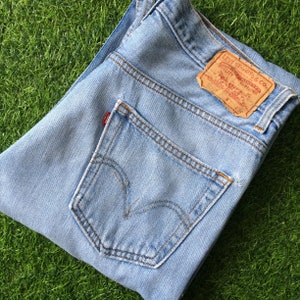 Size 33 Vintage Distressed Levis 505 Ripped Jeans W33 L29 Light Wash Denim Classic Regular Fit Tall Jeans Waist 33&quot;