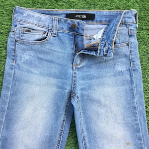 Size 24 Joe&#39;s Jeans Bootcut Stretch Denim Jeans Low Waist Flared Jeans W26 L28 Wide Leg Faded Light Wash Denim, Waist 26&quot;