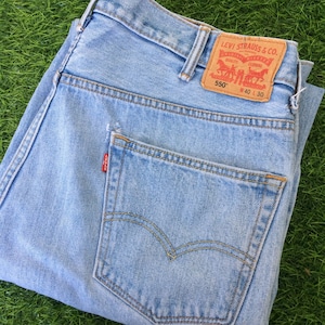 W39 L29 Vintage Distressed Levis 550 Plus Size Jeans High Rise Light Wash Jeans Classic Relaxed Fit Straight Leg Jeans Waist 39&quot;