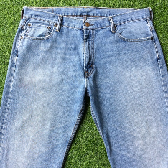 Size 37 Distressed Levis 569 Plus High-Waisted Bo… - image 4