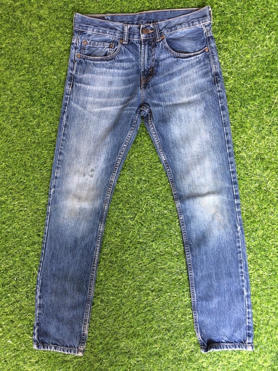 Size 30 Vintage Distressed Levis 520 Jeans W30 L29 Medium Wash - Etsy Hong  Kong