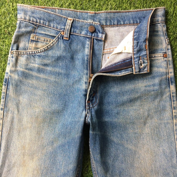 Size 29 Levi