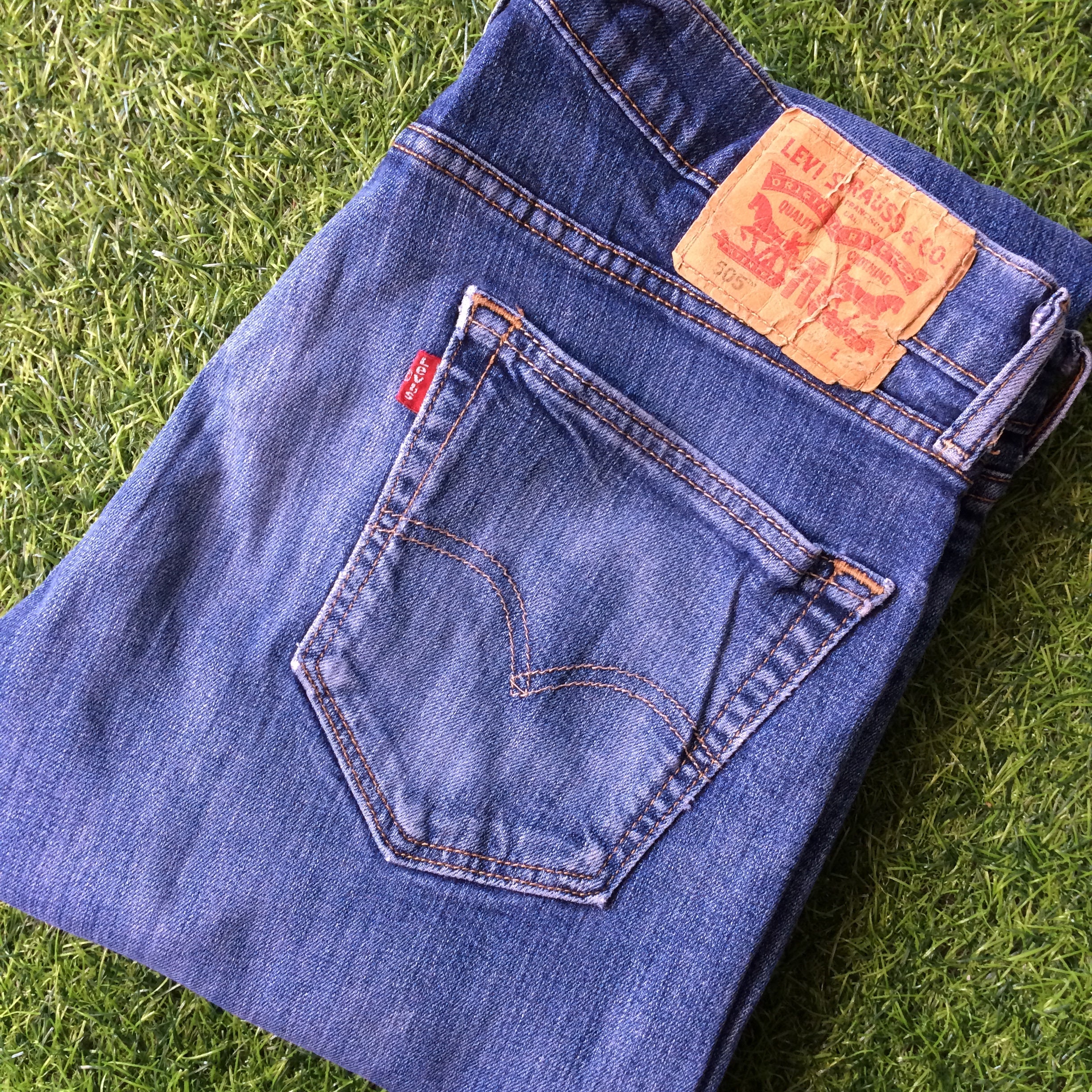 Vintage Levis 505 Jeans, W33 L31, Distressed Light Wash Stretch