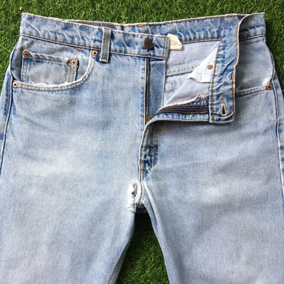 Size 33 Vintage Levis 505 Cutoffs Shorts Jeans Hi… - image 3