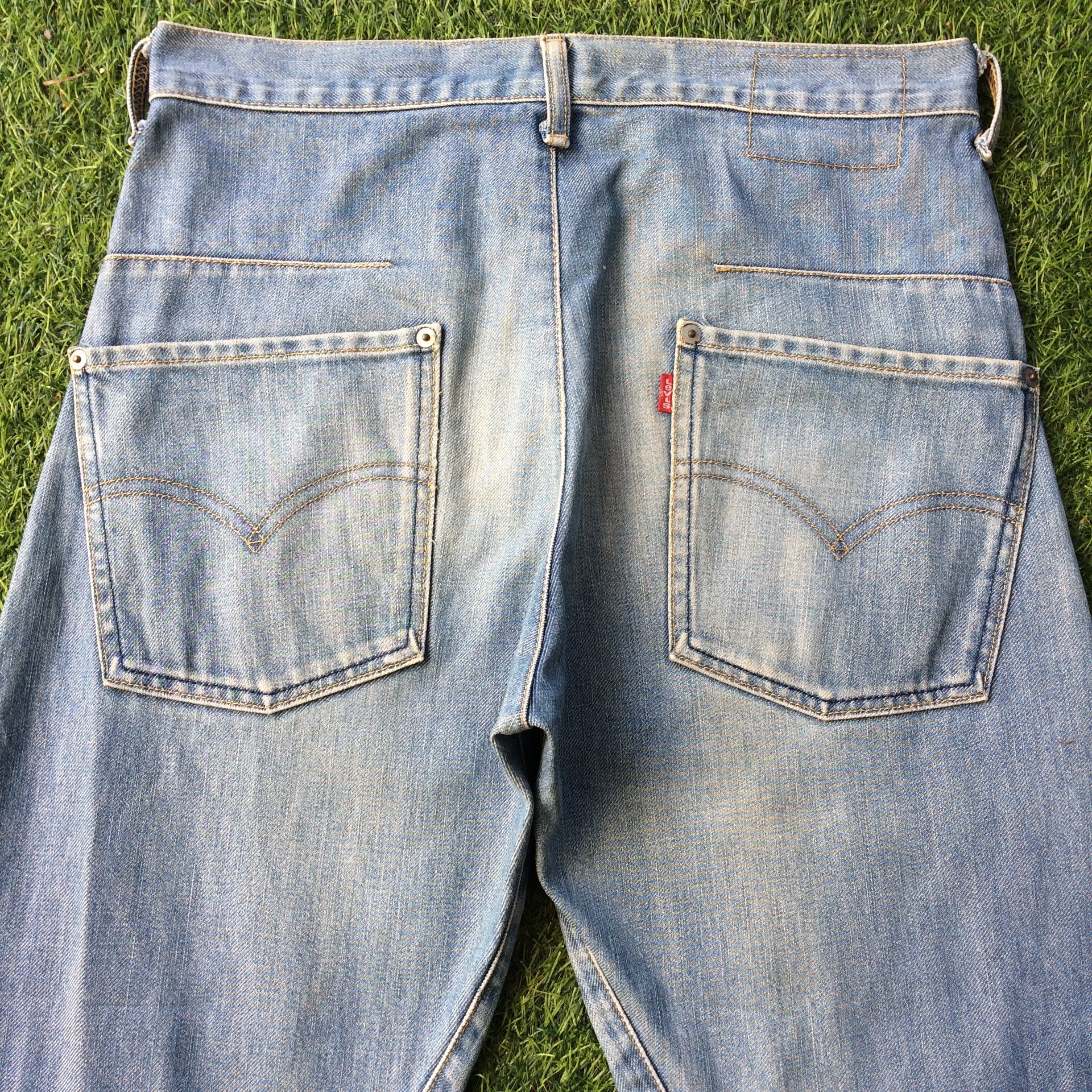 Size 31 Vintage Distressed Levi's Engineered Jeans W31 L31 Size 31 Vintage Distressed Levi's Engineered Jeans W31 L31