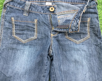 Mudd Patch Pocket Bootcut Jeans, Distressed Low Waist Flare, W27 L32