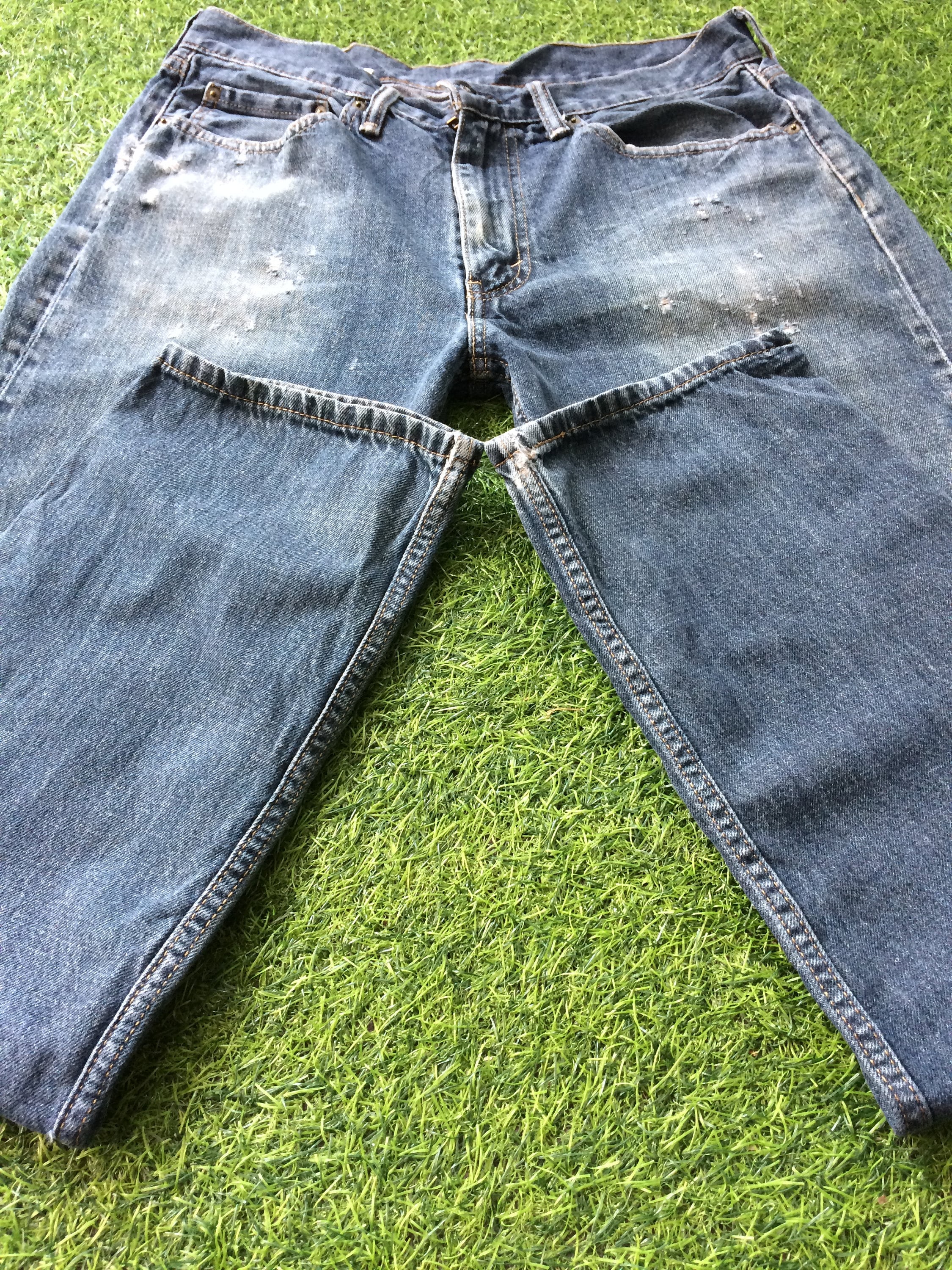 ダメージ加工 Levis 514 スリムストレートジーンズ、ミディアムライト 