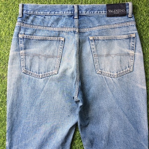 Size 34 Vintage Distressed Valentino Jeans Dirty Faded Light Wash Denim Regular Fit Straight Leg Jeans. 34 x 31
