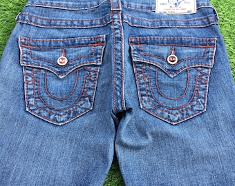 Vaqueros ajustados de tiro bajo con lavado azul medio estilo grunge de los años 2000 de True Religion Skinny Seat