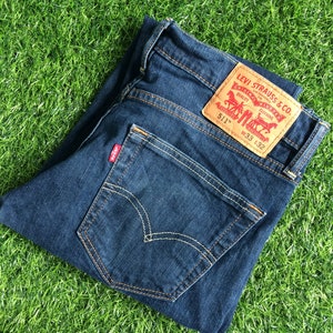 W31 L29 Vintage Distressed Levis 511 Jeans Dark Wash Denim Slim Fit Levis Boyfriend Jeans. 31 x 29