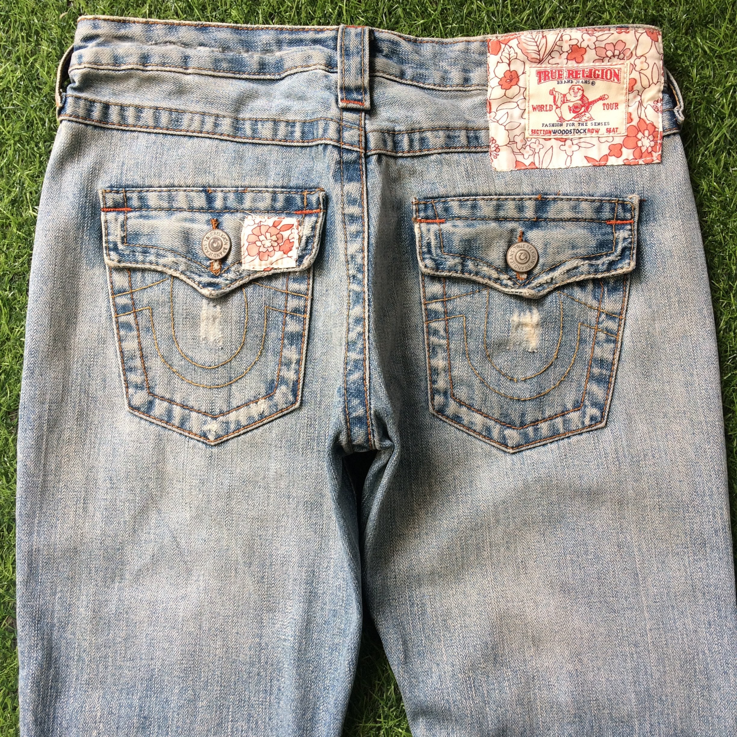 Size 27 True Religion Bootcut Ripped Jeans W29 L32 Low Waist Size 27 True Religion Bootcut Ripped Jeans W29 L32 Low Waist