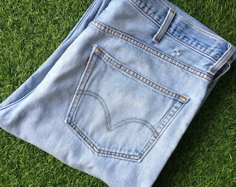 Jean Levi's 550 vintage : denim effet vieilli légèrement délavé, taille 38