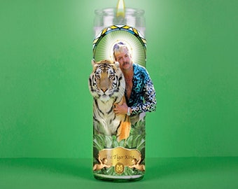 Joe Exotic: Vela de oración de celebridades Tiger King Saint Candle, no perfumada, novedad, vela votiva, cera de colores, alta calidad