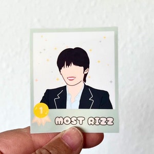 Stray Kids Lee Weiß Voted Most Rizz Laminierter glänzender Vinyl-Aufkleber