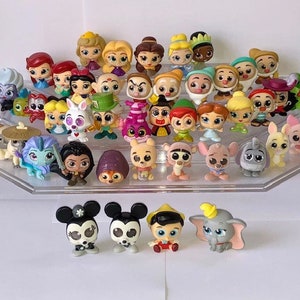 Disney Doorables,  ** Series 6 ** REGULAR doorable or get a Keychains/ Bag Hooks