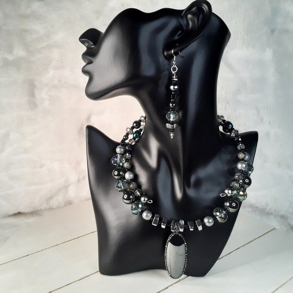 Galactic Reina Jewelry Set