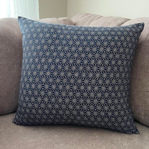 Japanese Asa-no-ha Fabric Throw Pillow - Navy