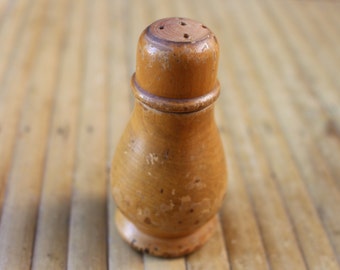 Wooden salt shaker