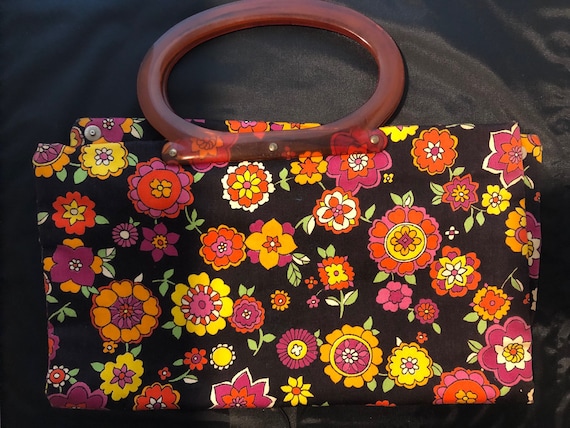 Vintage Flower Purse - 1960/70's Fold over Bag - image 1