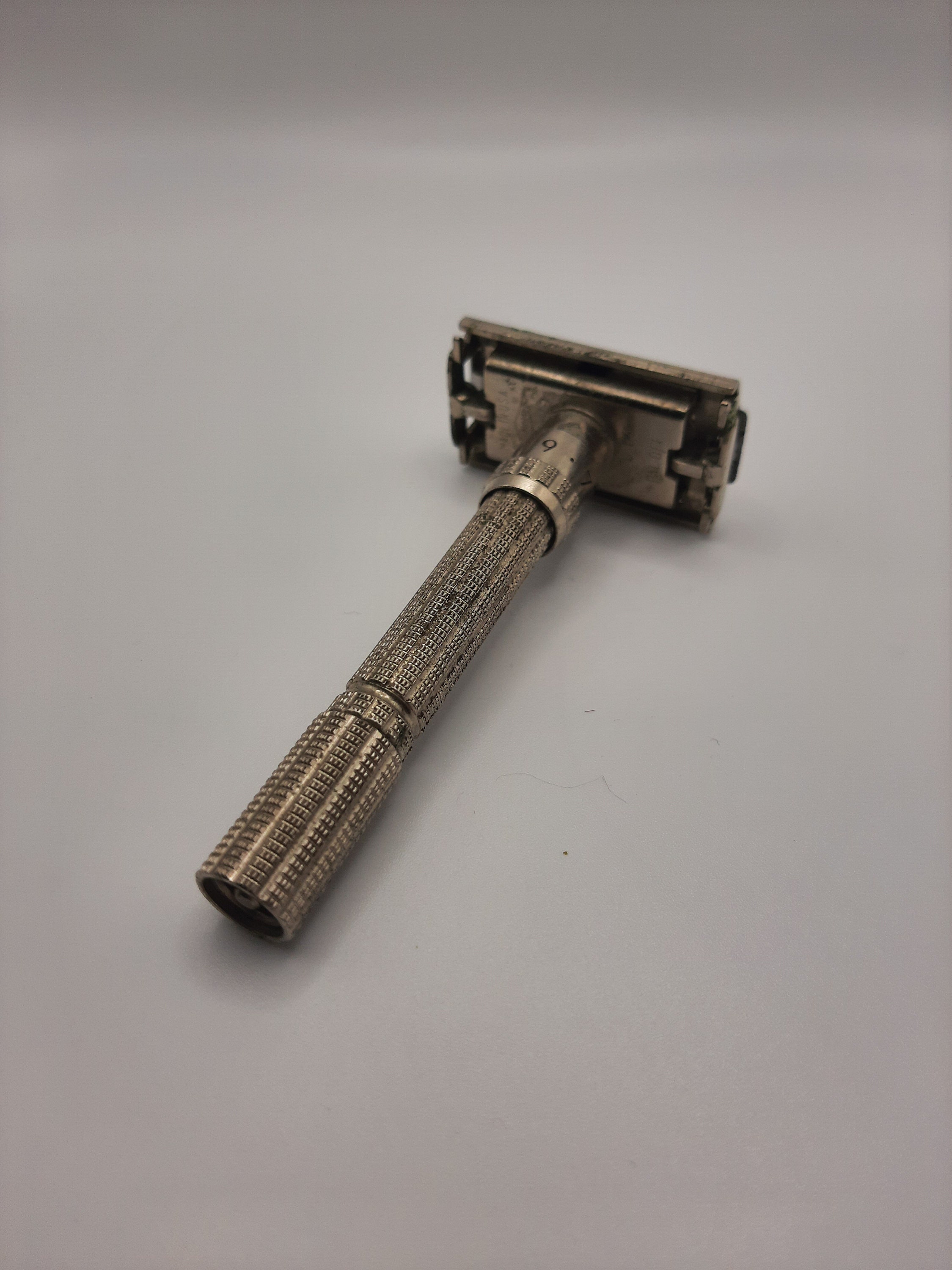 1960s Gillette Adjustable Razor With Pack of Wilkinson Sword