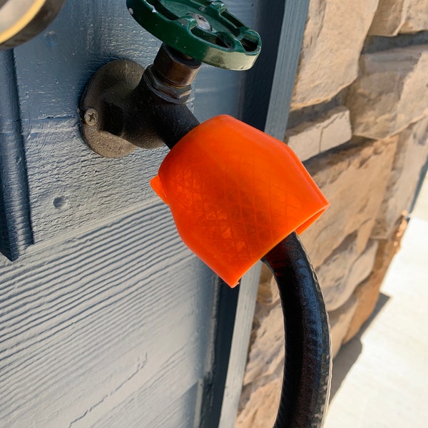 Hose cover to block backflow