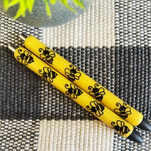 Bumble Bee Glitter Gel Pens, Glitter Pen, Ink Joy Gel Pen, Refillable Pen, Bee Pen, Trending Custom Glitter Pen, Yellow Glitter Pen