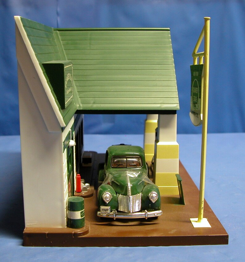 2001 Quaker State Gas Station Dieorama Etsy