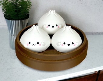 Bao mignon dans un panier imprimé 3D bureau, étagère, décoration de chambre Bao Buddies Kawaii