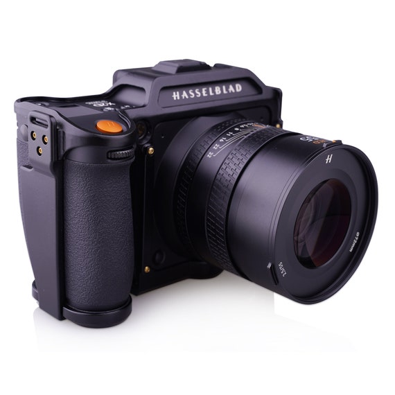 Lanhorse Hasselblad X2D 100C Camera Cage, Quick-Release Plate Options
