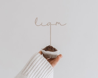 Caketopper personalized with name