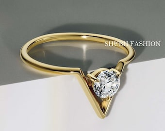 Runder Solitär-Verlobungsring im V-Stil V-förmiger Moissanite-Ring mit klassischer Krappenfassung V Diamantring Chevron-Matching-Ring V-Ring