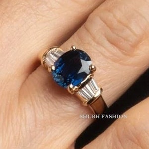 Sapphire engagement ring, Blue sapphire ring, Side Tapper diamond ring, Art Deco Ring, Blue Gemstone Statement Ring, Anniversary Gift Ring